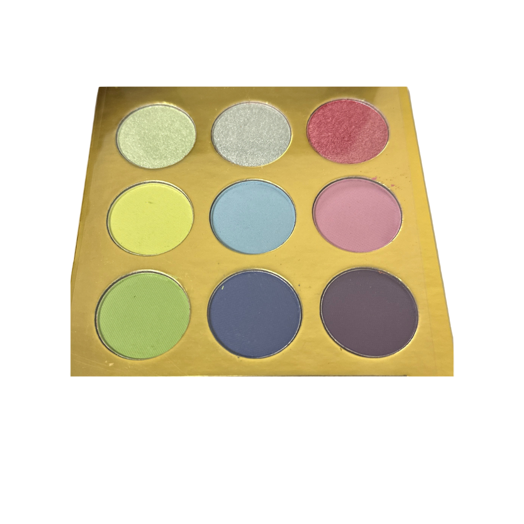 9 Pigmented Eyeshadow Palette